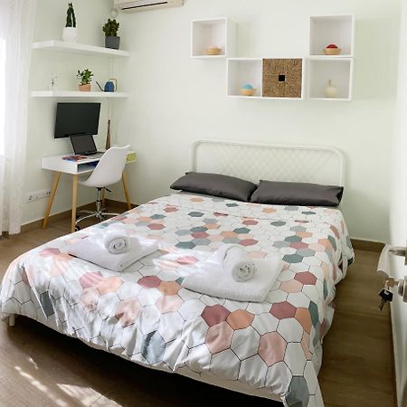 Comoda Habitacion Doble Cerca De Los Lugares Emblematicos De Madrid Exterior foto